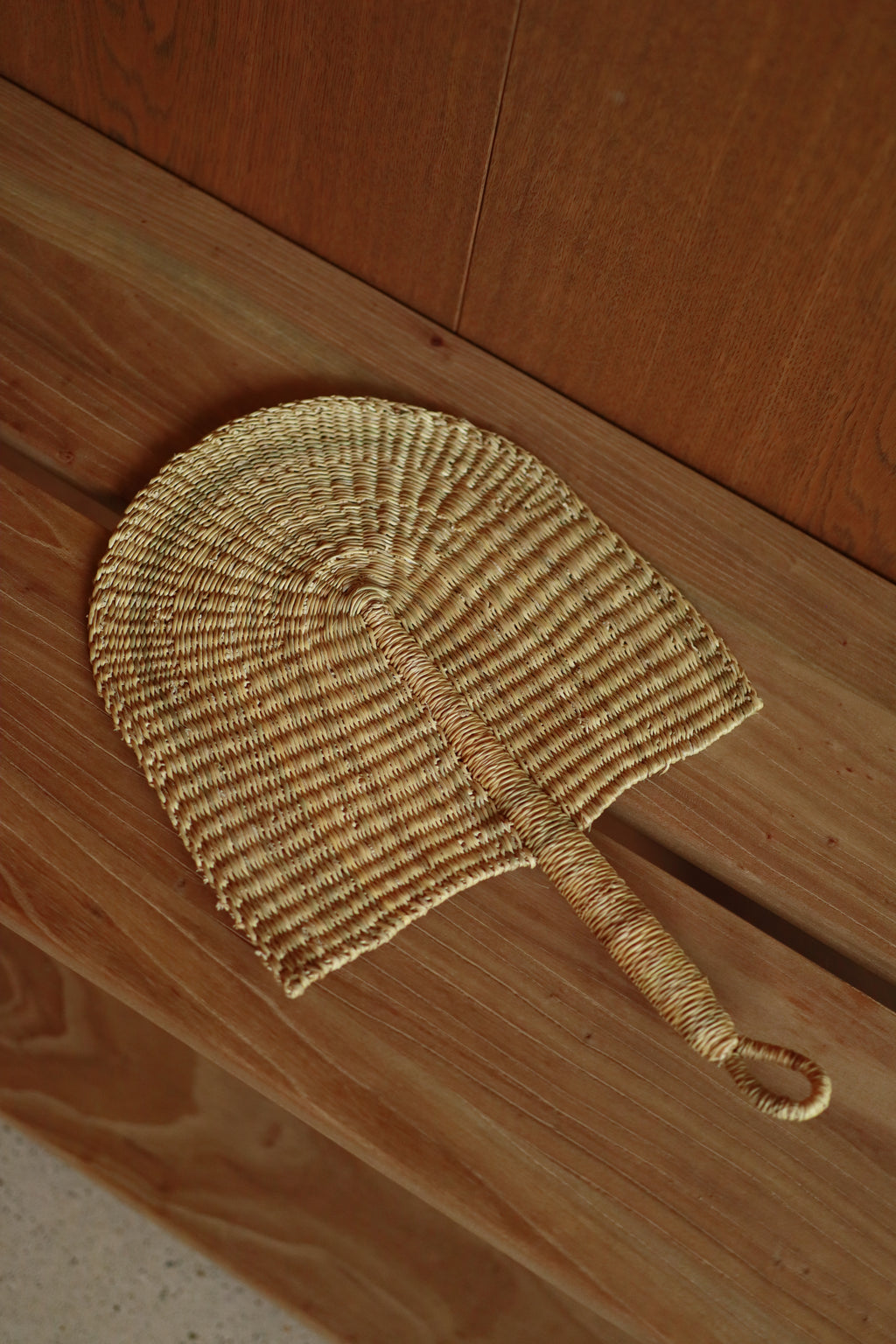 SENEYÁ — Small